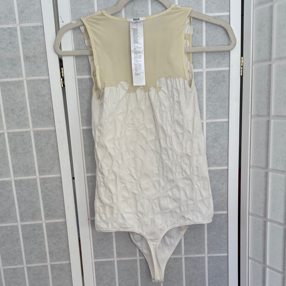 Wolford Thong Bodysuit White & Beige Patterned - Picture 6 of 6